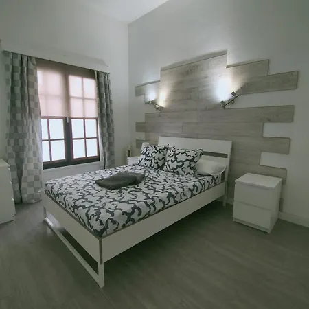 El Diamante Wifi-pool Apartment *